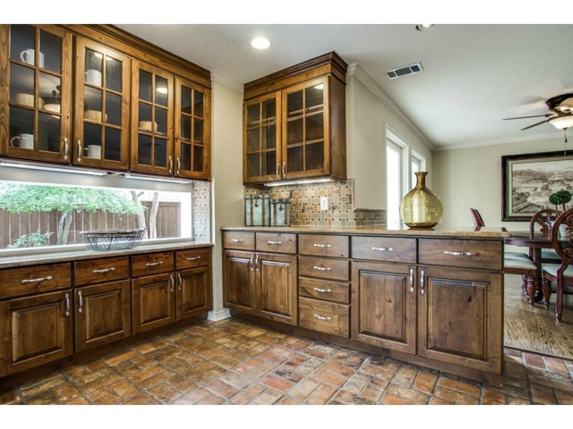 2726-Lawtherwood-Butlers-Pantry
