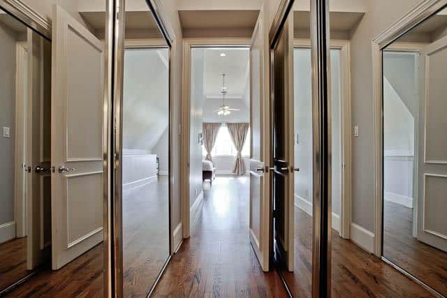 2805-Thomas-Master-Closets