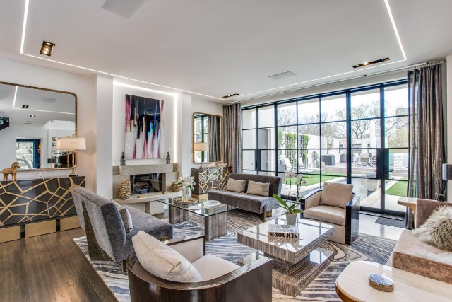 2814-Park-Bridge-Court-entry