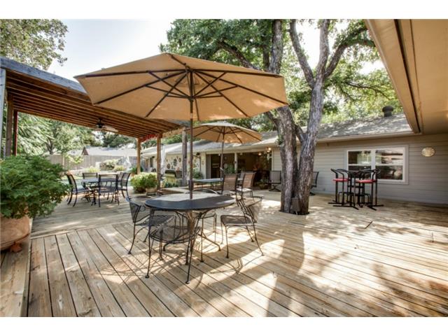 2848-Woodmere-Deck-Patio