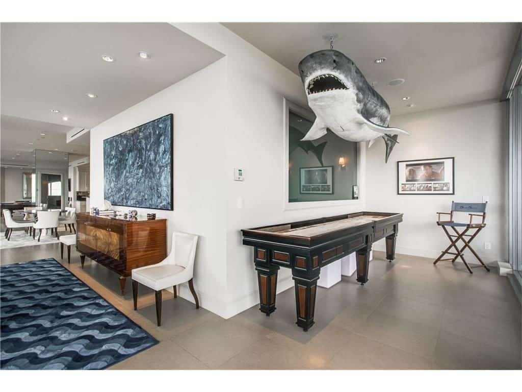 2900-McKinnon-2901-jaws-1024x768