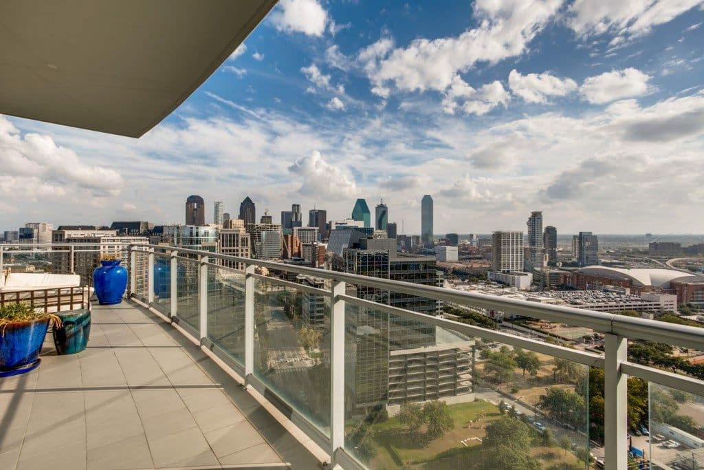 2900-mckinnon-st-dallas-tx-2201-MLS-29-1024x683