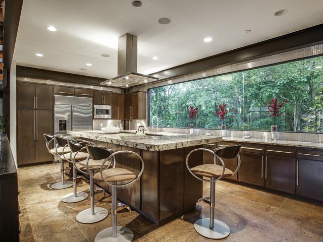2935-Magnolia-Hill-Court-kitchen-1