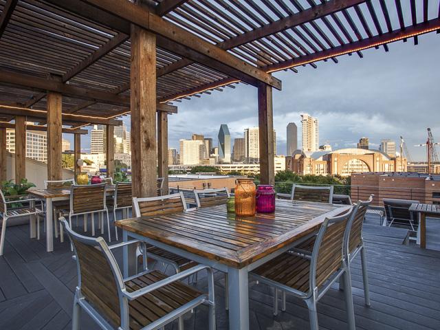 2935-Magnolia-Hill-Court-patio