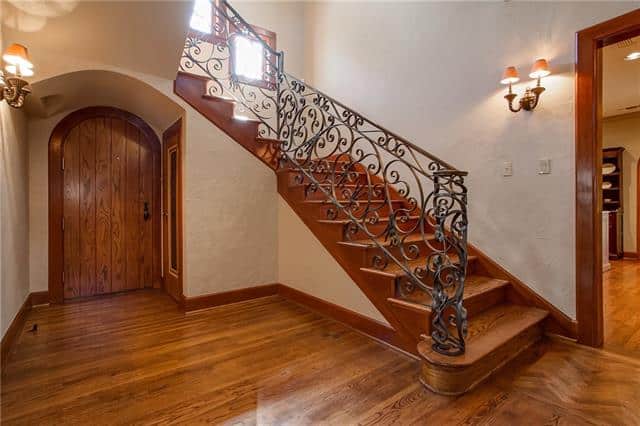 propImgHandler-1.ashx