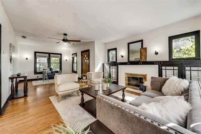 2a4d6da99a05657f6738d4563d0ff200l-m3358631520od-w1024_h768_x2_s1