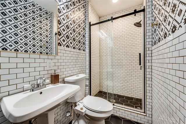 2a4d6da99a05657f6738d4563d0ff200l-m824625561od-w1024_h768_x2_s1