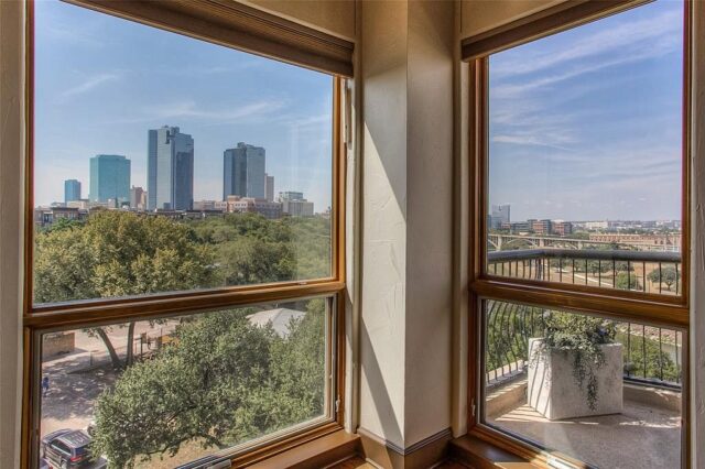 03124394d19cc6b84f2350713f5cac60-uncropped_scaled_within_1536_1152