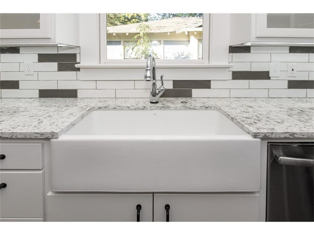 307-N.-Winnetka-Sink