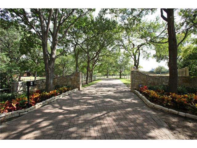 31-Stonebriar-Way-gates