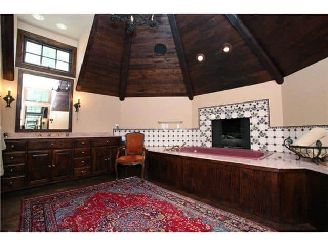 31-Stonebriar-Way-master-bath