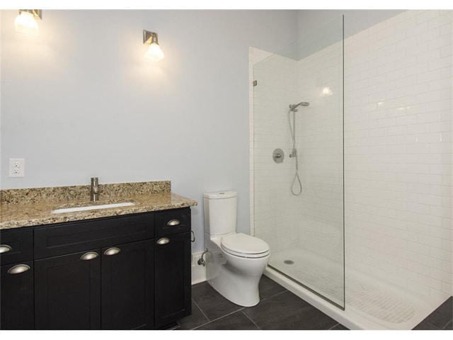 314-S.-Winnetka-Bathroom