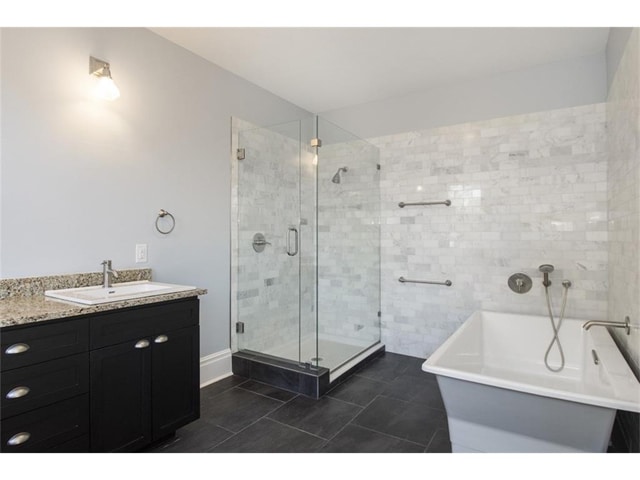314-S.-Winnetka-Master-Bath