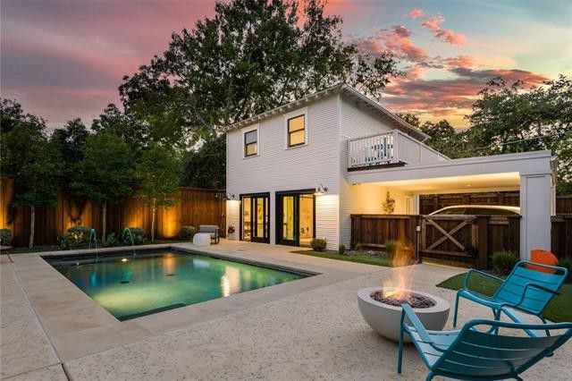 319-N.-Edgefield-Ave.11