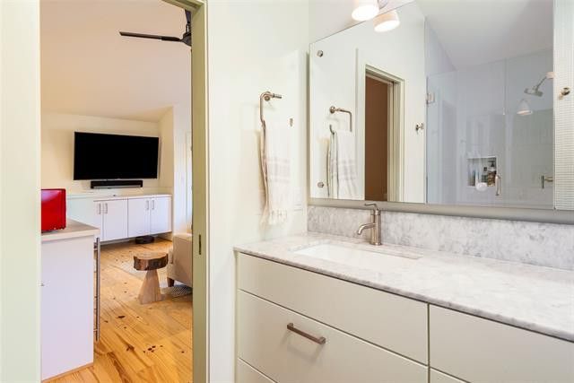 319-N.-Edgefield-Ave.11