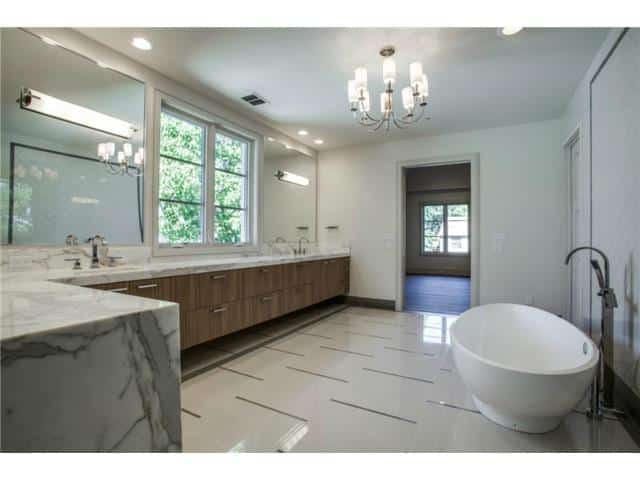 3216-Colgate-Master-Bath-2