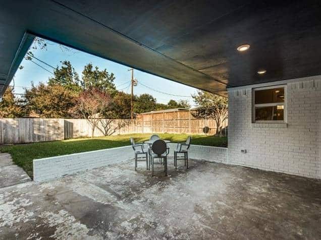 3239-Whirlaway-Road-Patio
