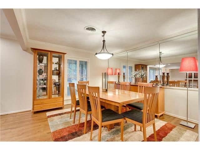 3242-Princess-Dining