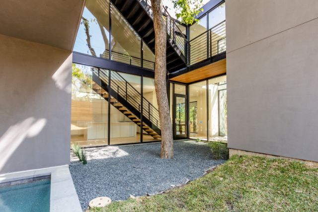 Evergreen-Hills-Front