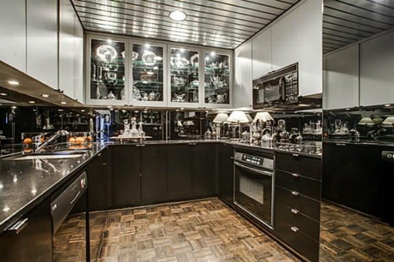 3310-Fairmount-10B-Kitchen-575x382