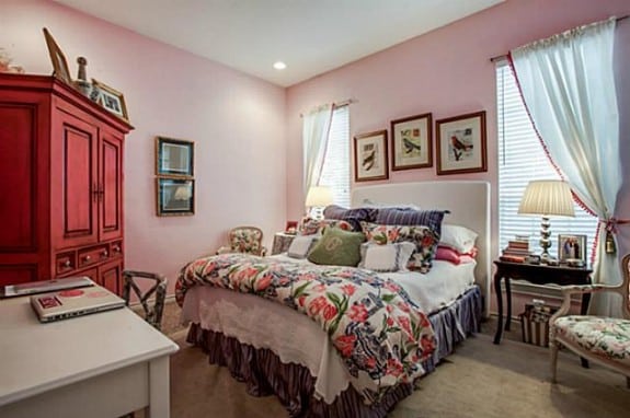 3311-Blackburn-220-master-575x382