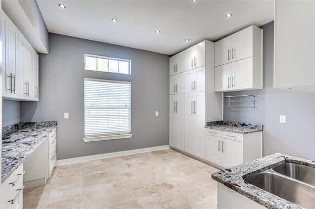 D008B618-3118-482E-97B4-D59FDD44C990