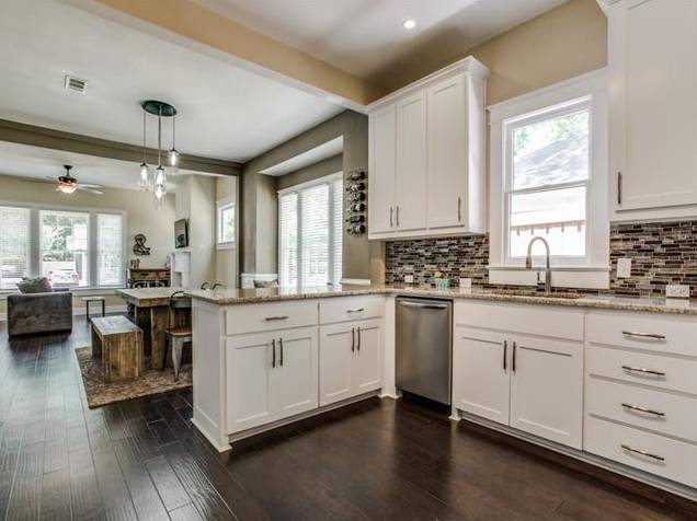 342-S.-Edgefield-Kitchen-2