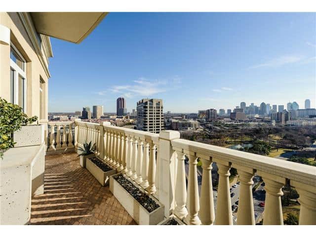 3505-Turtle-Creek-balcony