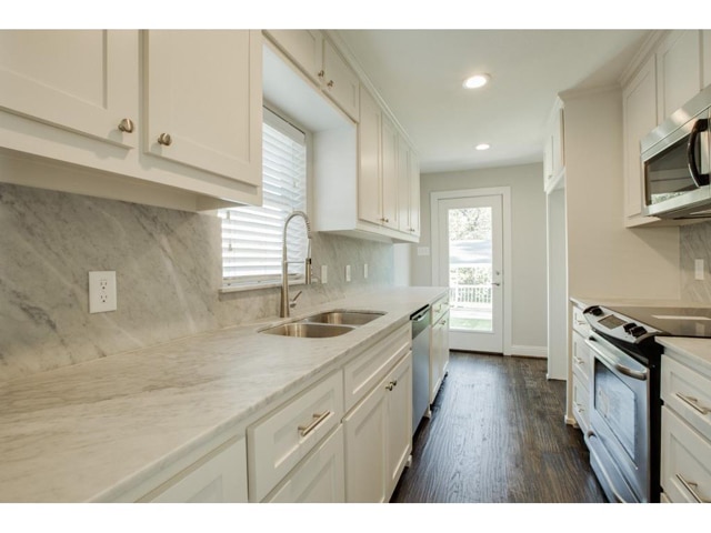 3518-Virginia-Kitchen-2