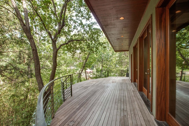 3520-Blackburn-Downstairs-Deck