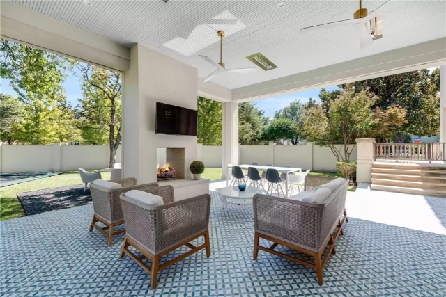 3600-Armstrong-Ave-1