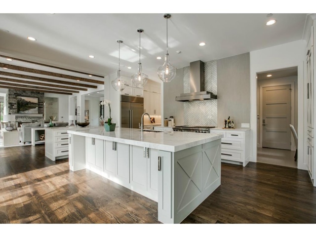 3615-Amherst-Kitchen-2