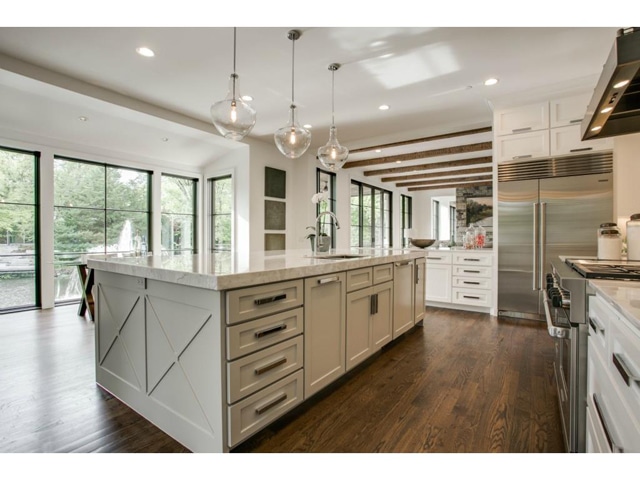 3615-Amherst-Kitchen-3