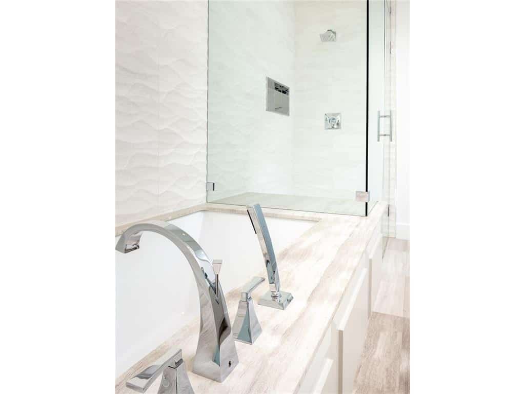 3615-Amherst-ext-1024x768