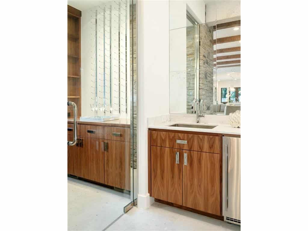 3615-Amherst-ext-1024x768