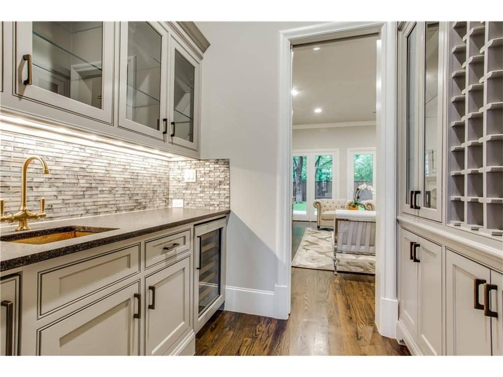 3624-Dartmouth-bar-1024x768