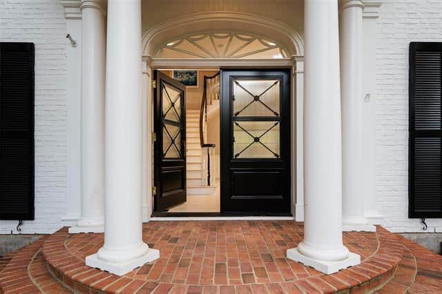 3625-Beverly-Front-door