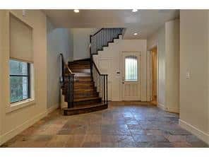 3629-oak-lawn-foyer