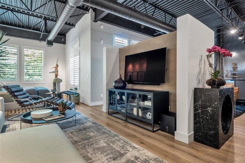 3699-McKinney-ave-LR-1024x683