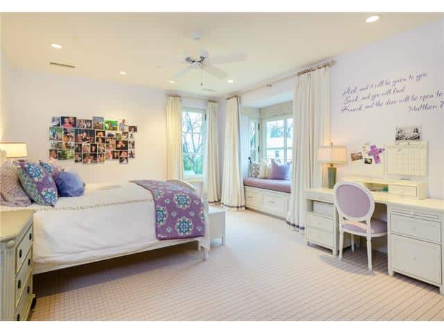 3700-Euclid-girls-room