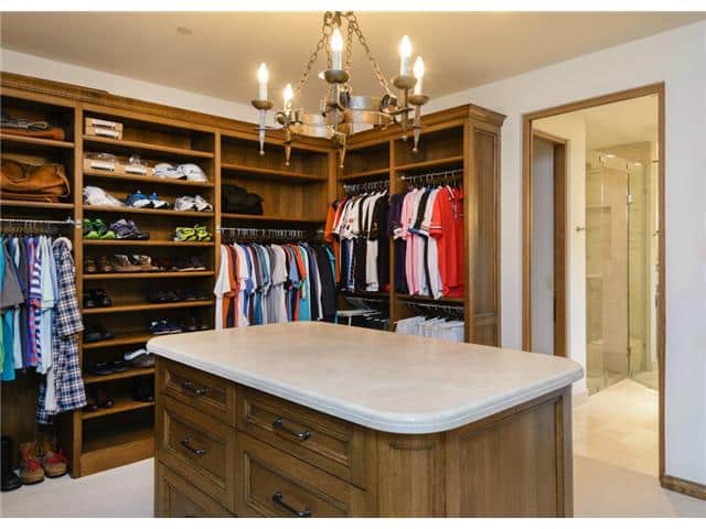 3700-Euclid-master-closet-2