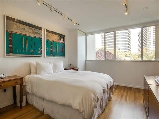 3701-Turtle-Creek-Blvd-n