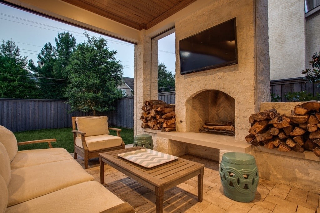 3704-Wentwood-patio-FP-1024x683