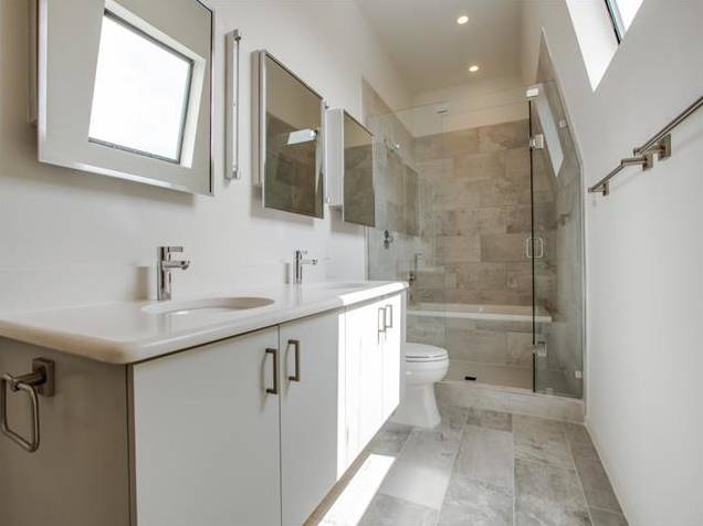 3710-Colvin-Court-master-bath