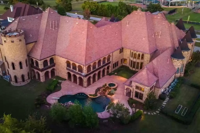 3716-N-White-Chapel-Blvd-6