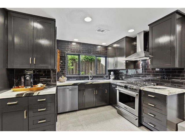 Screen-Shot-2020-04-29-at-6.20.00-PM