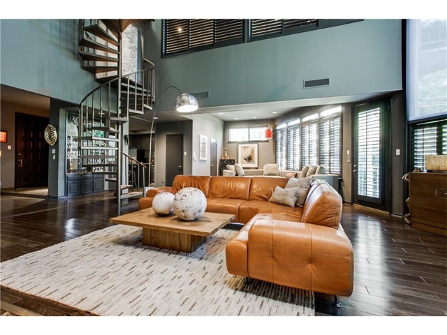 3730-Holland-Living-Dining-3