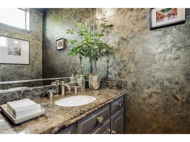 3730-Holland-Powder-Bath