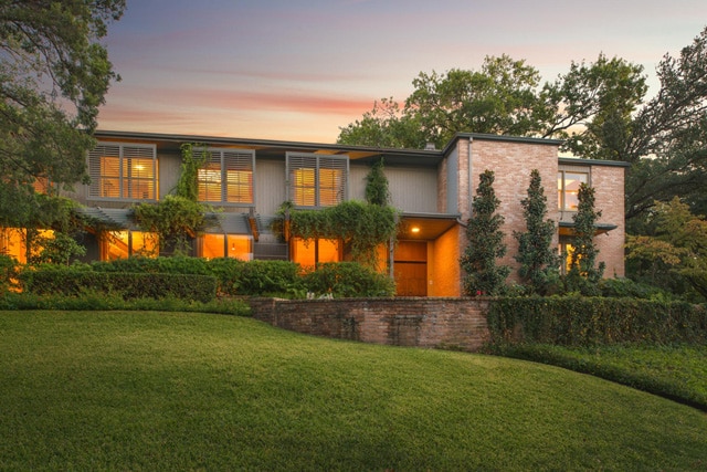 3756-Armstrong-Ave-Exterior-1