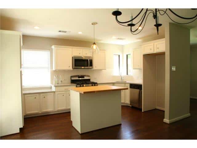 3762-Park-Lane-Kitchen